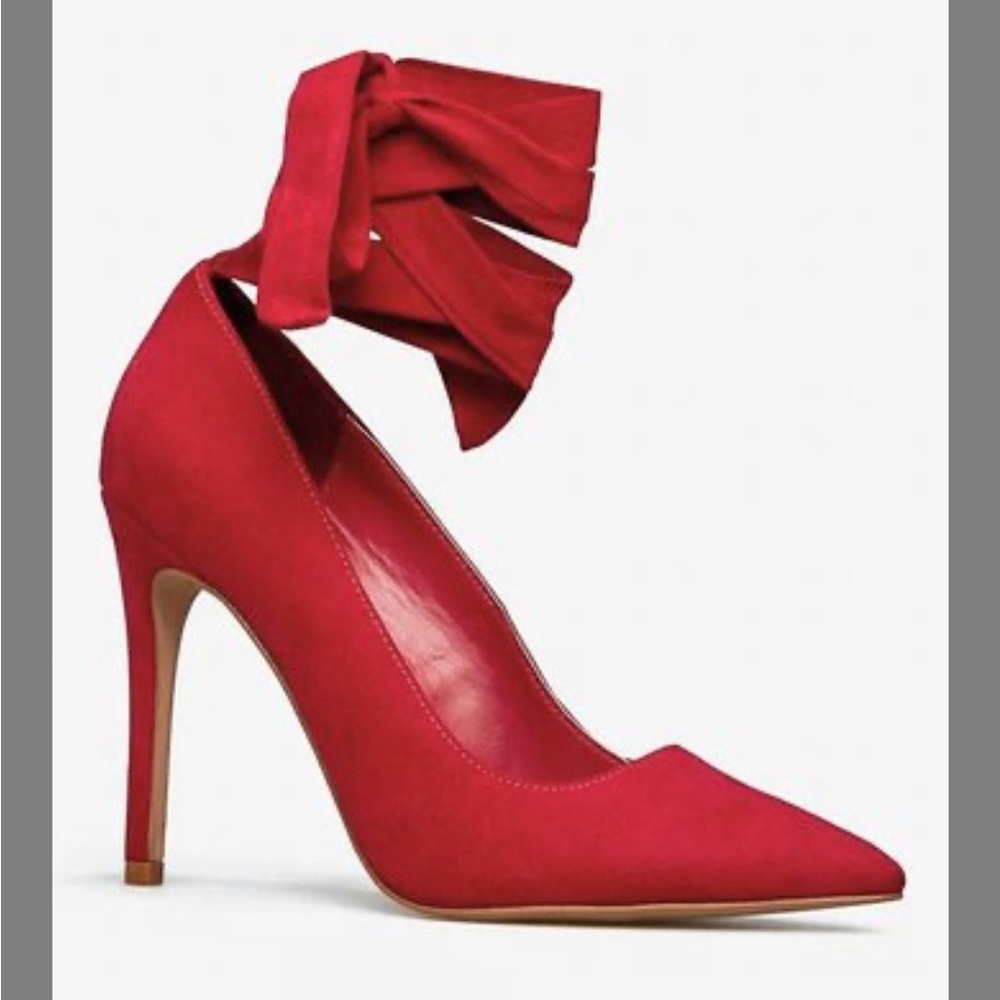 ShoeDazzle Red Akeiyla Pum 👠 Shoes